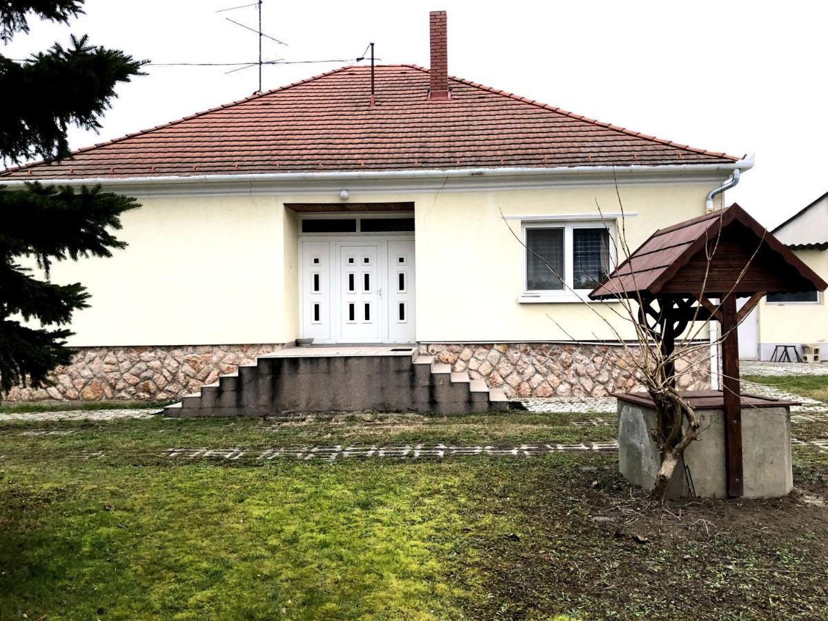 Apartmán Elvira Vendeghaz Kisbodak Exteriér fotografie